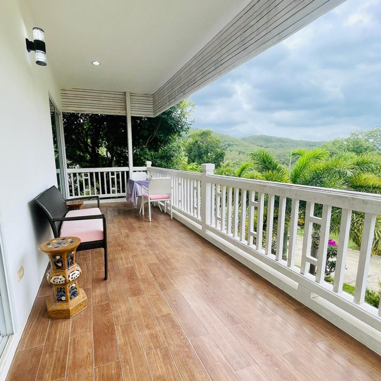 Baan Ing Khao Hotel Pakchong Luaran gambar