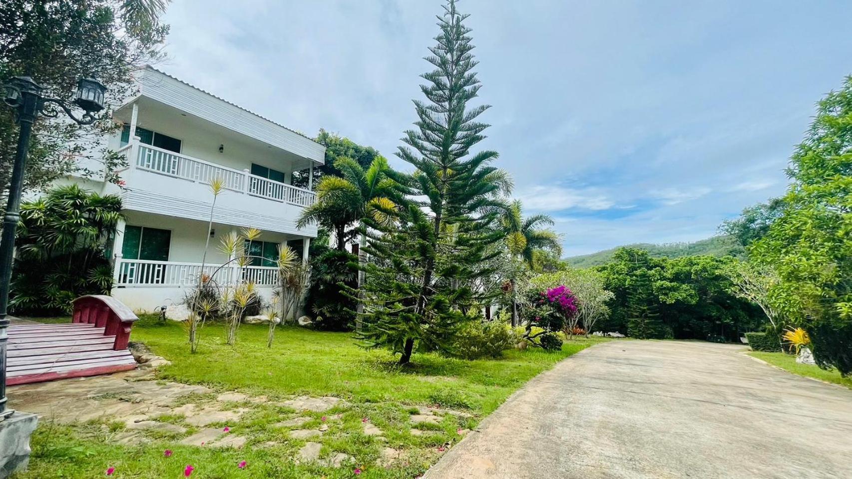 Baan Ing Khao Hotel Pakchong Luaran gambar
